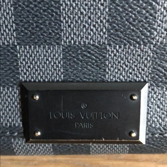 Louis Vuitton messenger bag - Picture 2 of 4